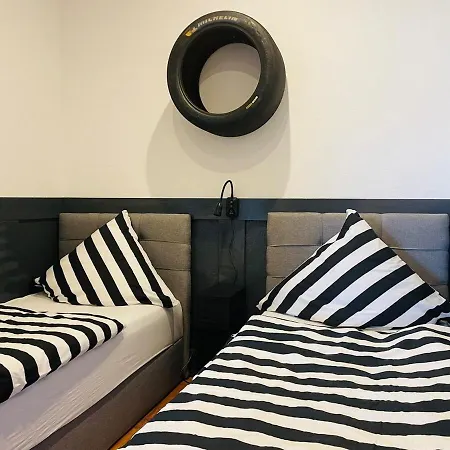 Apartment Pickup Neichen