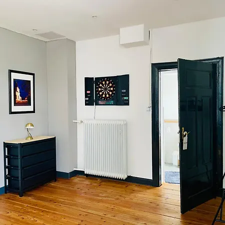 Apartment Pickup *